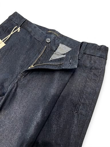 jeans in denim con pinces
