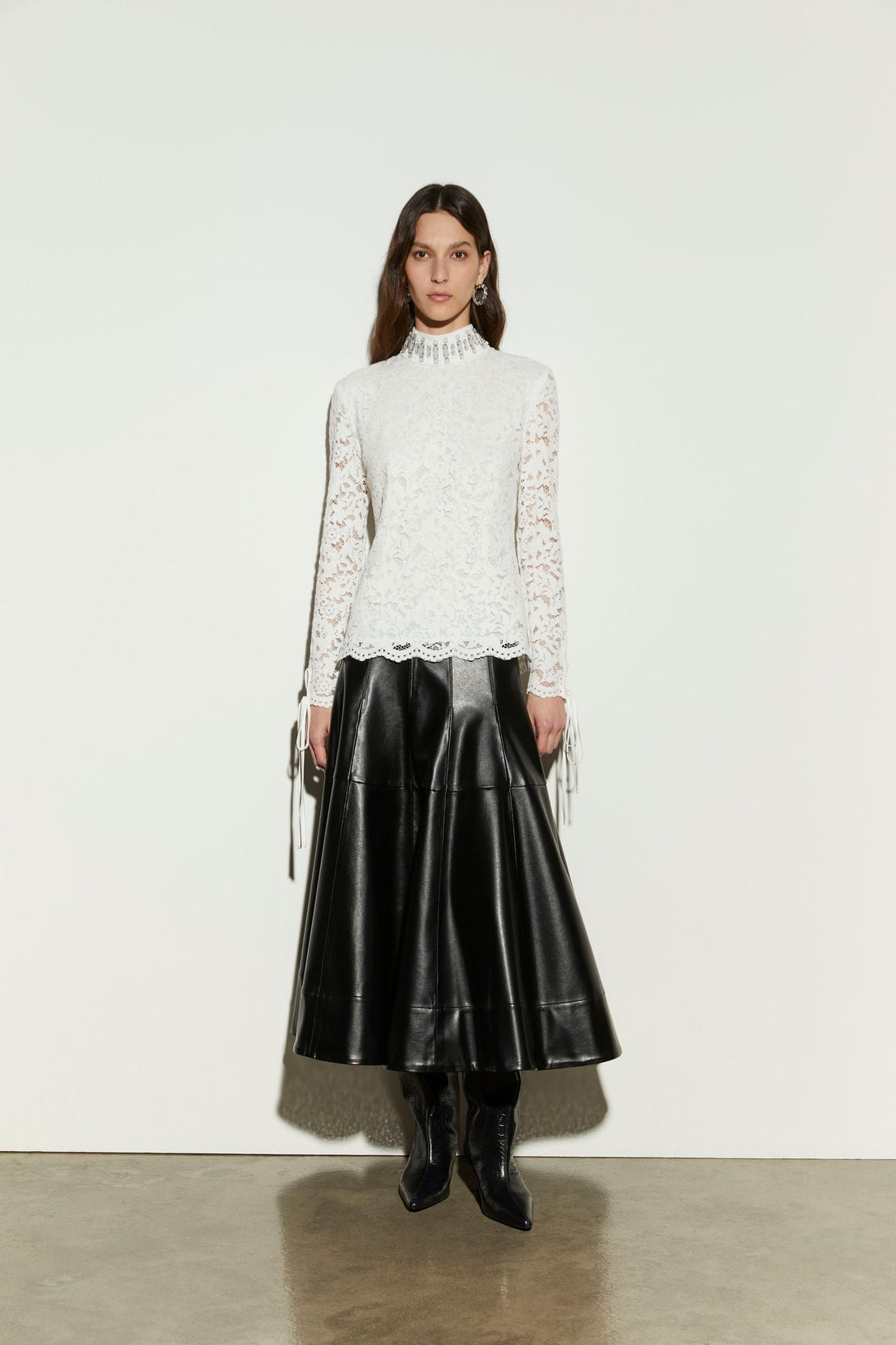 camicetta in pizzo IS26FW-C104-T020 110 EGRET ISABELLE BLANCHE PARIS 