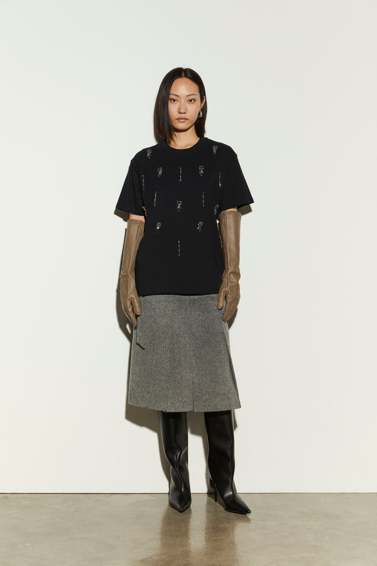 t-shirt con strass IS26FW-T211-T031 900 BLACK ISABELLE BLANCHE PARIS 