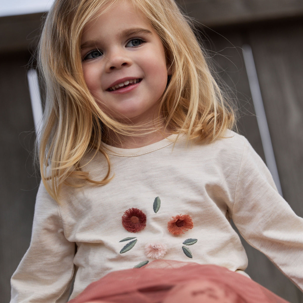 T-SHIRT MANICA LUNGA RICAMO CL2609100 VANILLA LITTLE DUTCH 