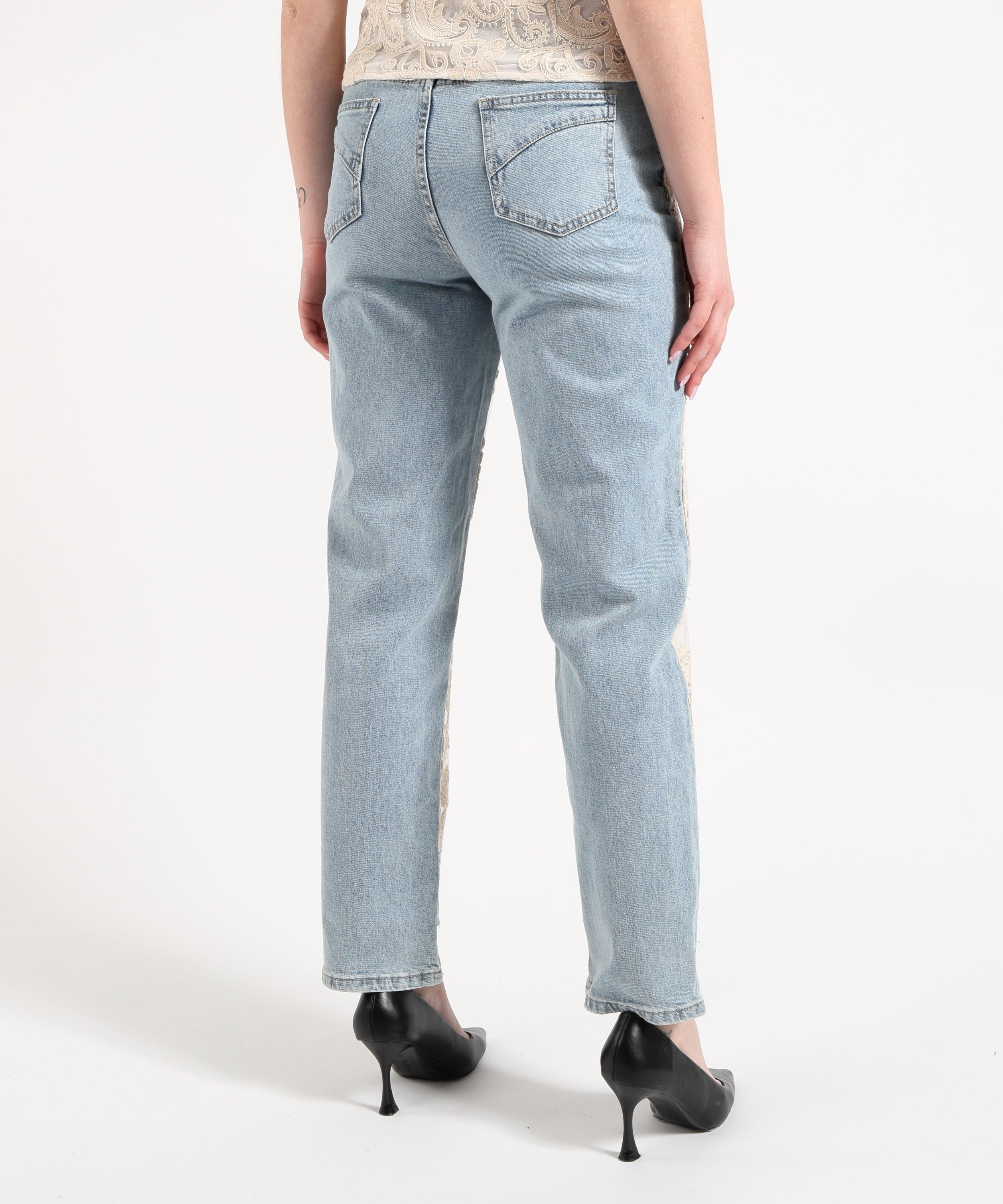 jeans con ricami tulle A26SSPJ40 U.V AMOSA 