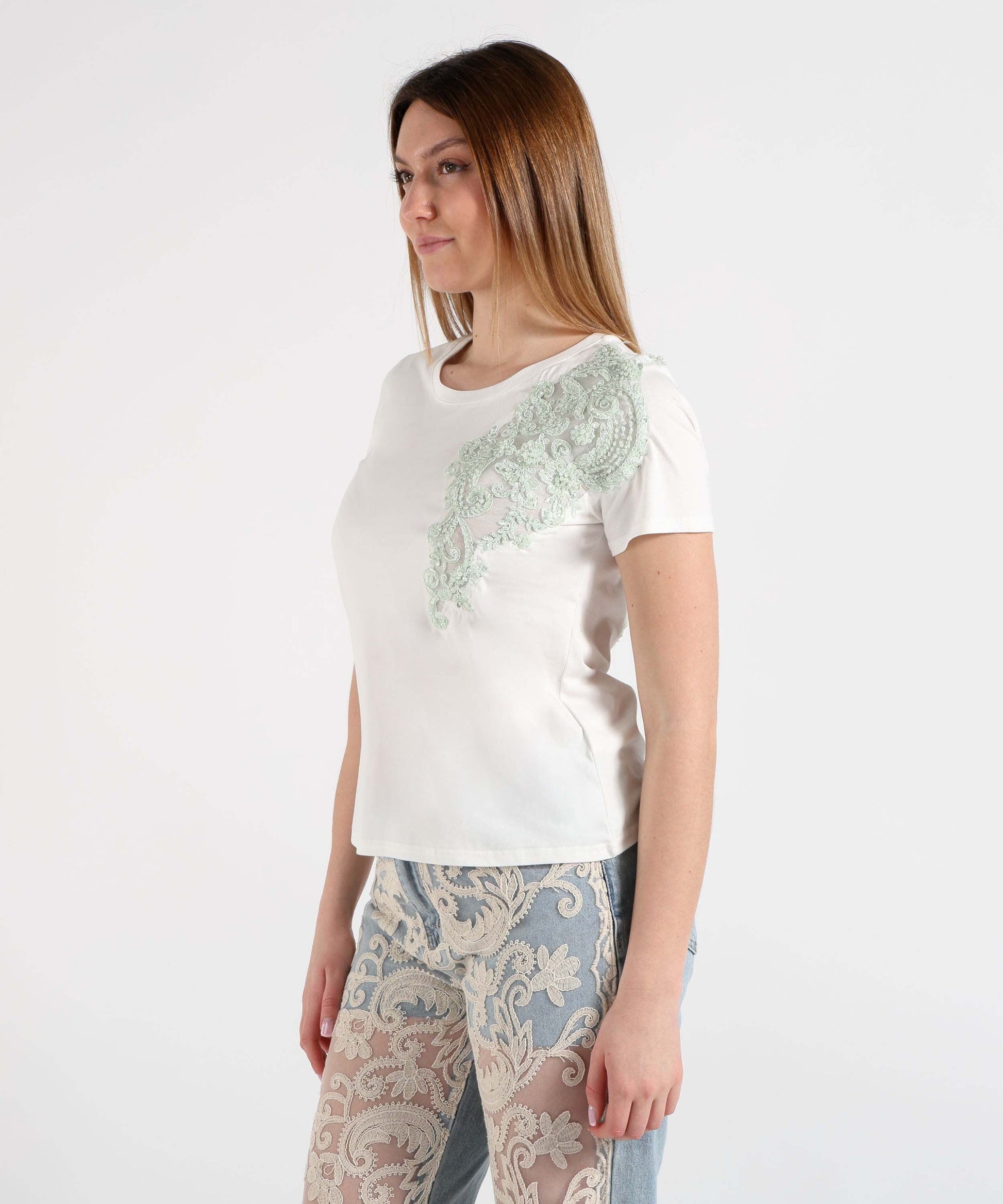 t-shirt con inserto e perline A26SSTS18 U.V. AMOSA 