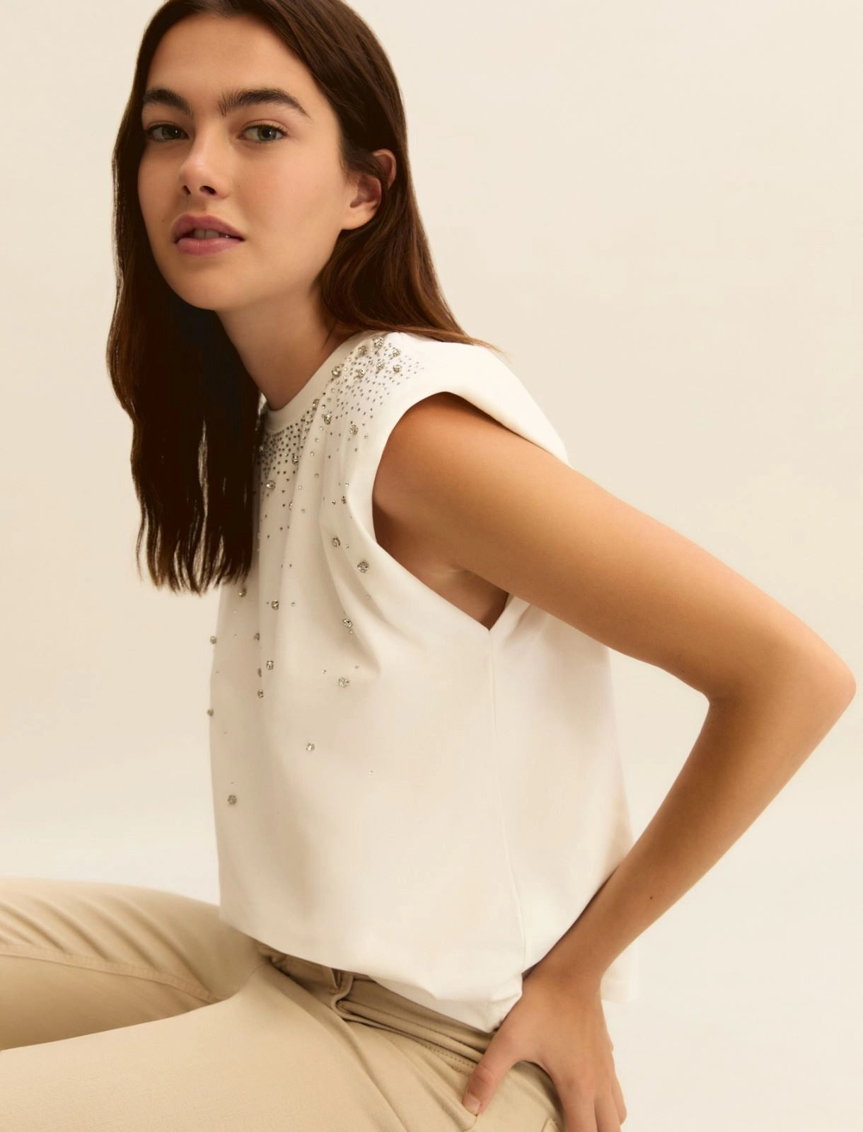 t-shirt smanicata con cristalli EMMUTOPIA 001 EMME MARELLA 
