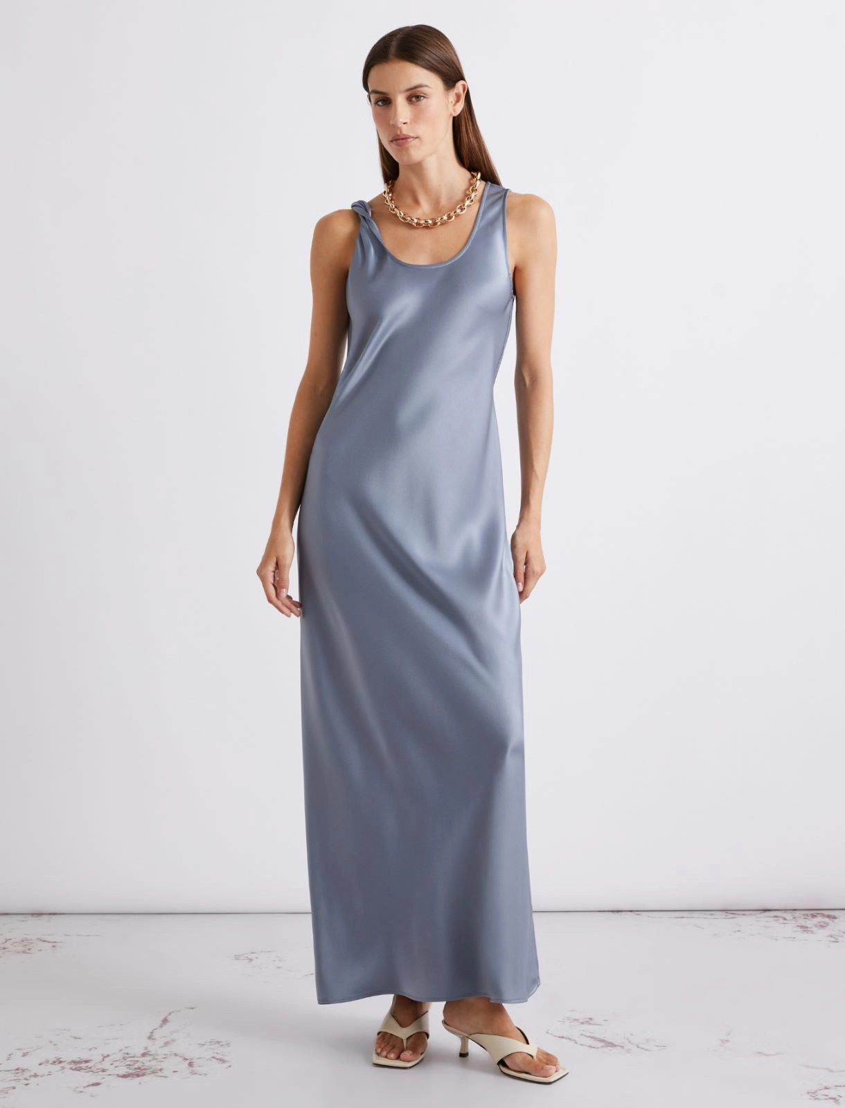 abito con spalline in satin MLLOVALE 001 MARella ART. 365 