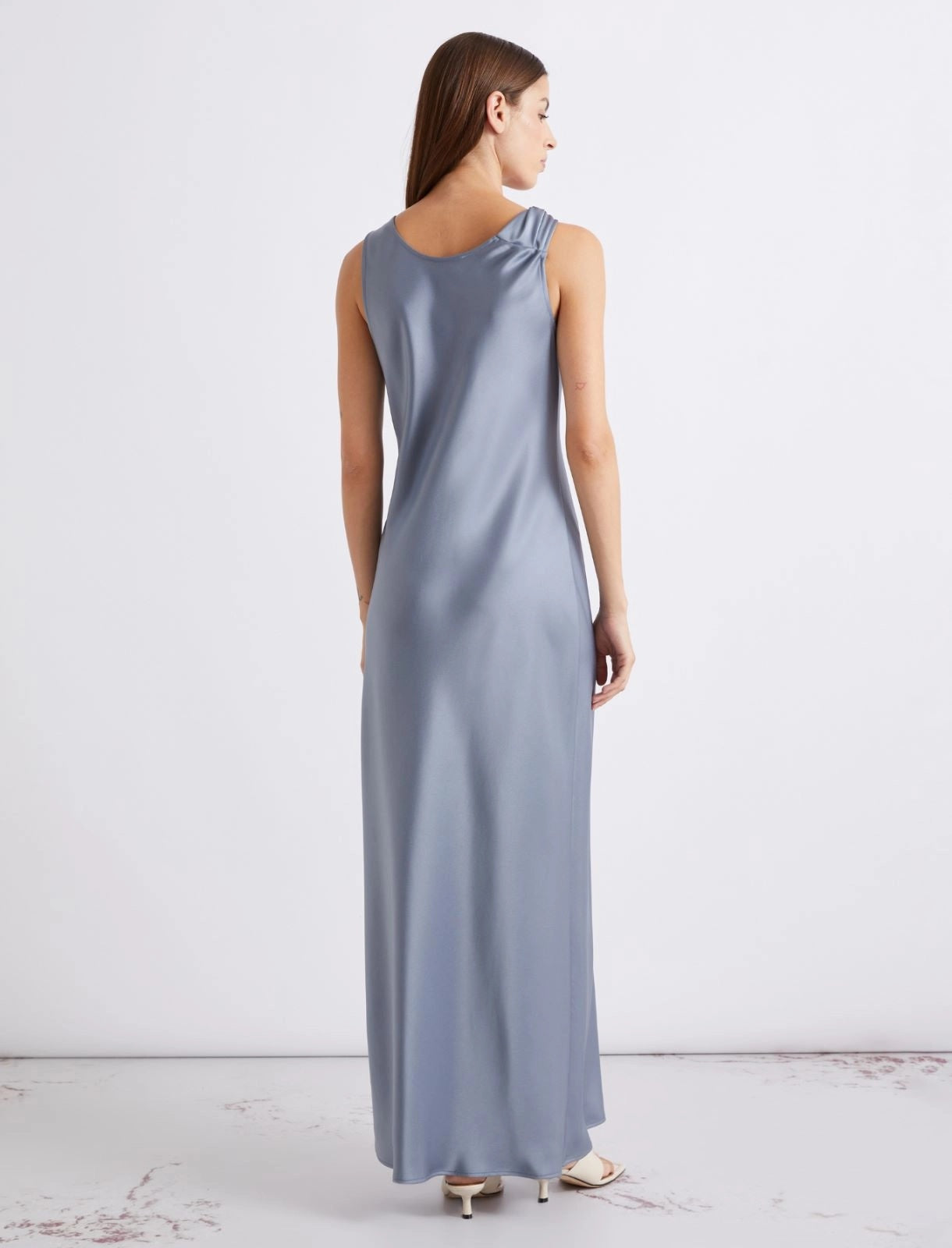 abito con spalline in satin MLLOVALE 001 MARella ART. 365 