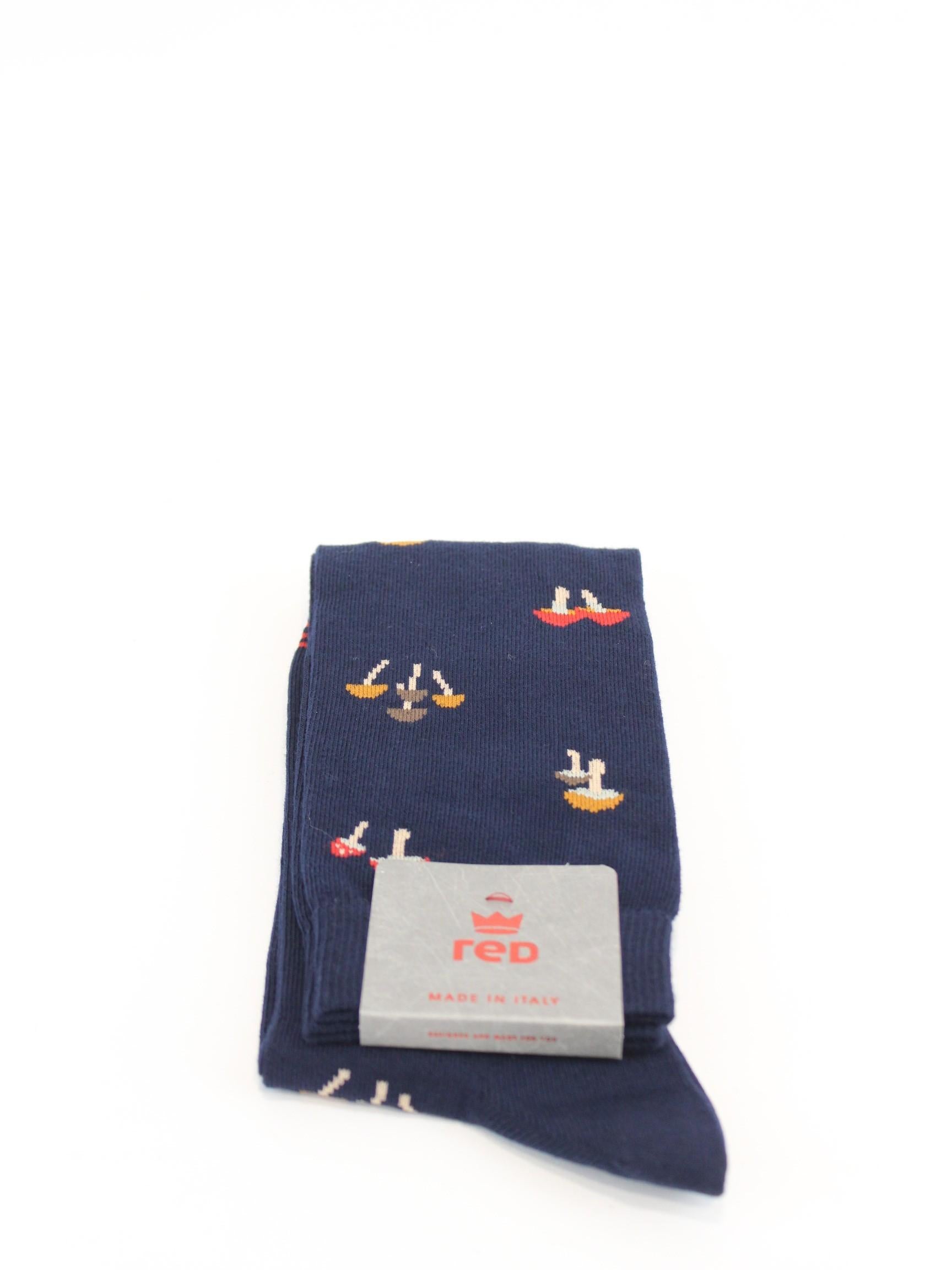 calze uomo con ricamo funghi 64272G V2394 RED 