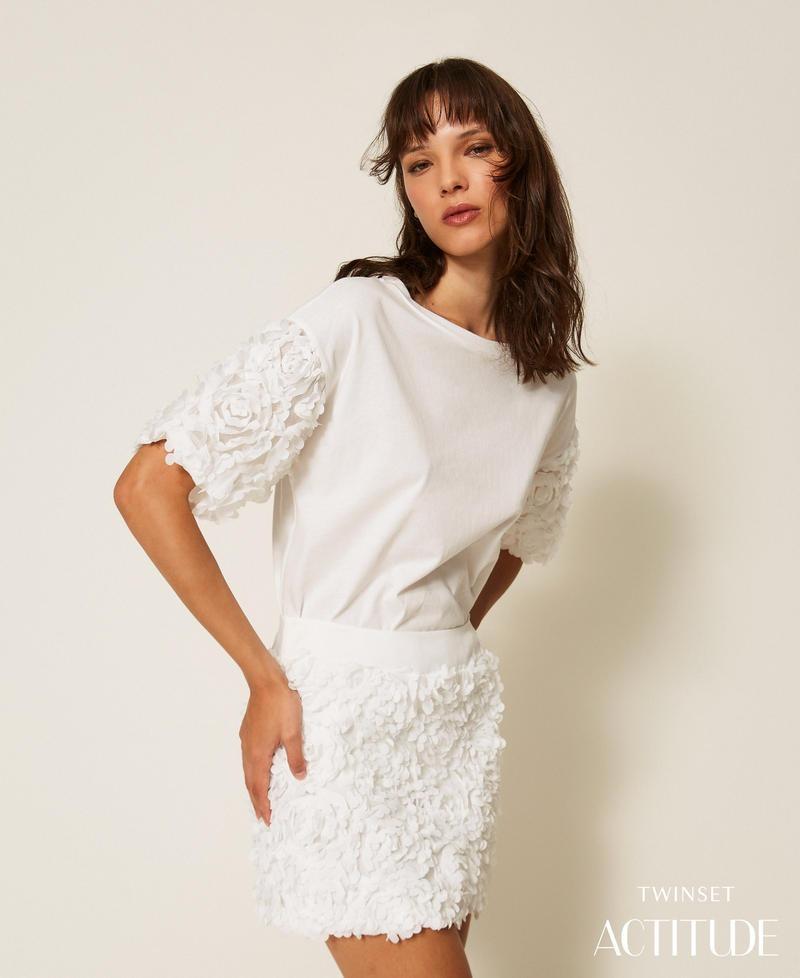 t-shirt con maniche in tulle con fiori 261AP2233 00526 TWINSET ACTITUDE 