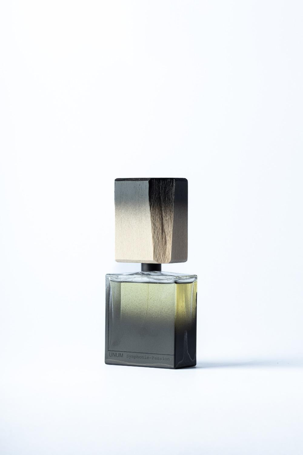 Symphonie-Passion extrait de parfum 100 ml SYMPHONIE PASSION UNI FILIPPO SORCINELLI 