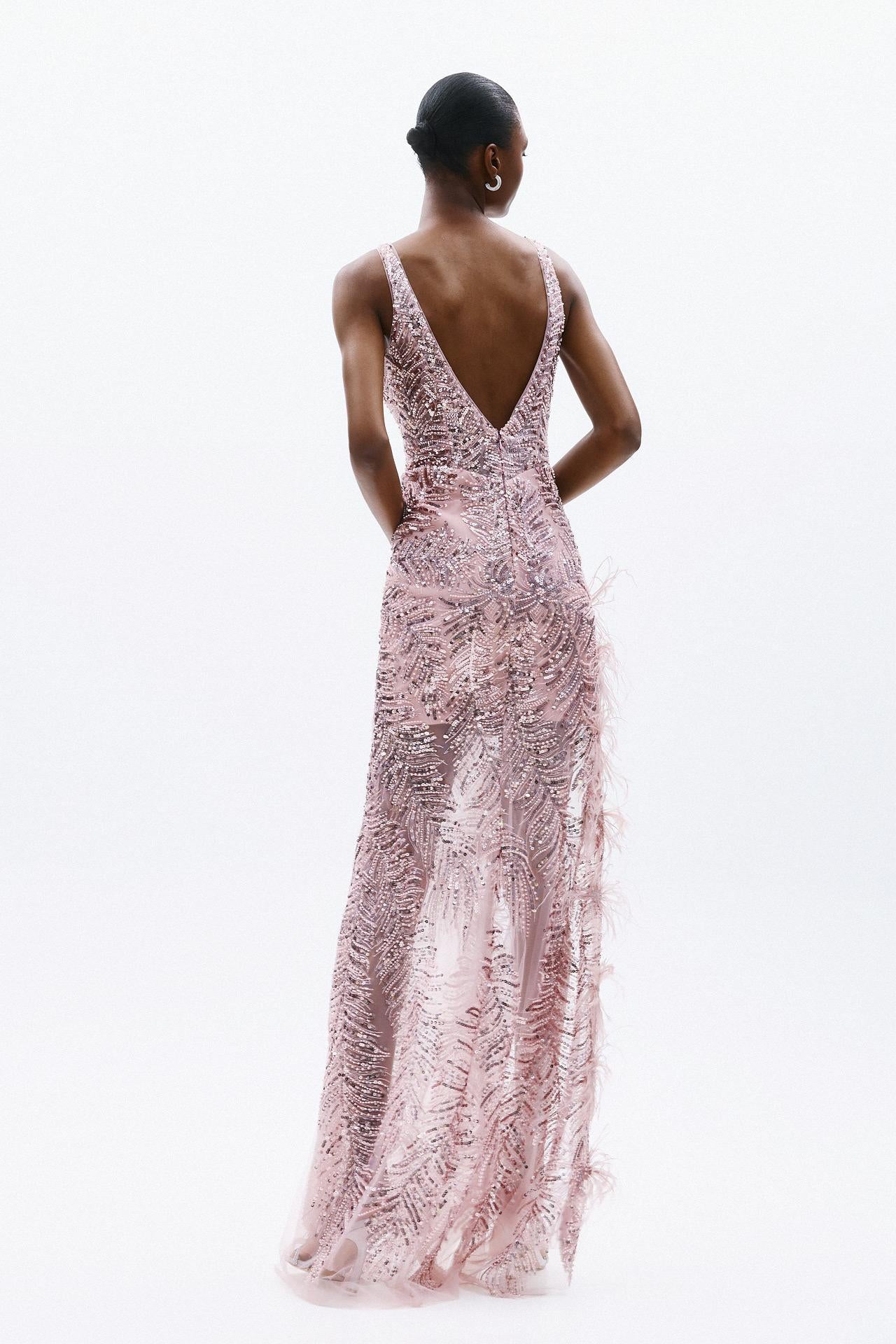 abito elegante con piume e pailettes A4715 DUSTY PINK ALLURE 