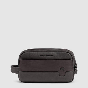 beauty case in tessuto riciclato BY6021W138 TM PIQUADRO 