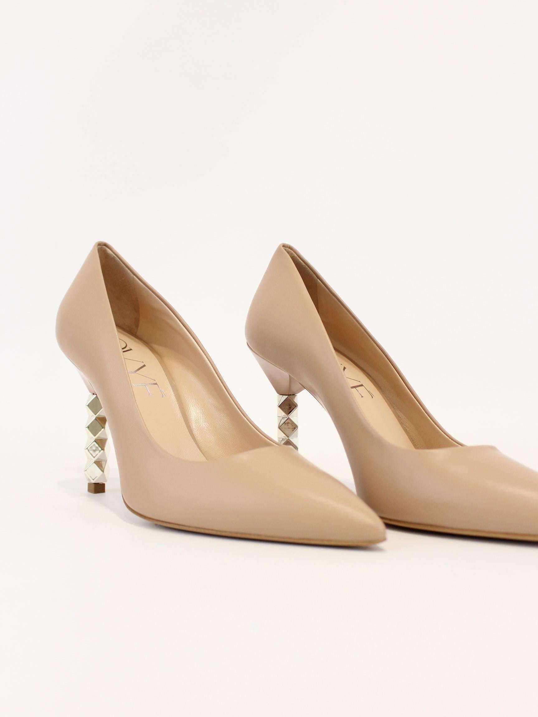 dècollette con tacco contrasto EG700 NUDE OVYE' 