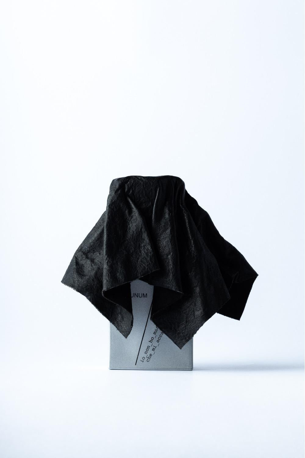 io non ho mani che mi accarezzino il volto extrait de parfum 100 ml IO NON HO MANI CHE MI ACCAREZZINO IL VOL UNI FILIPPO SORCINELLI 