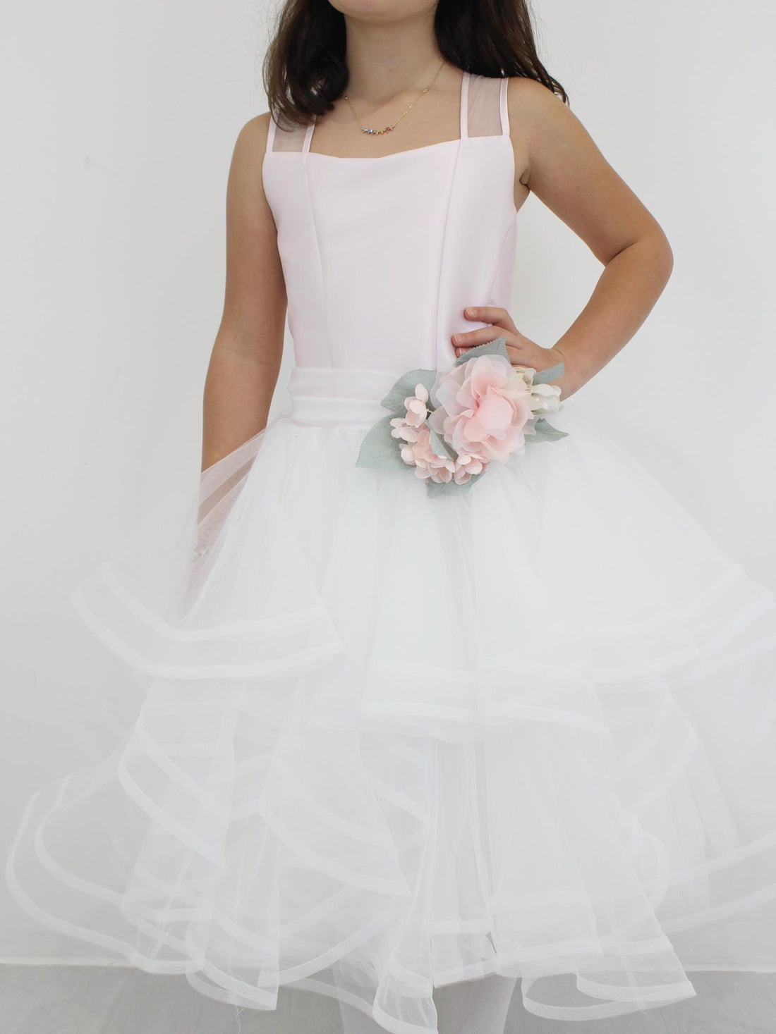 Abito con gonna ampia e fiore J3611 T299 71 MODI' 