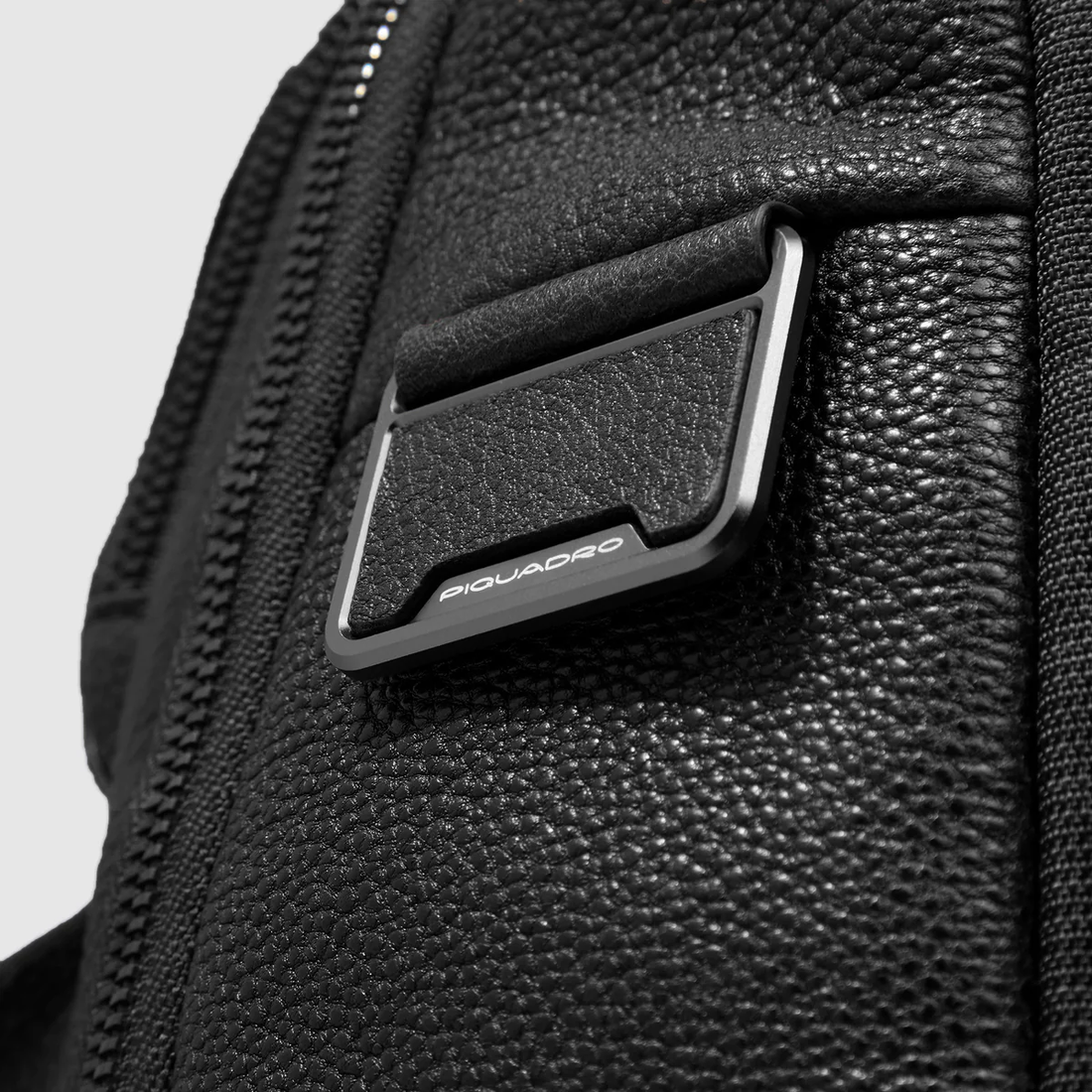 porta pc 13,30 CA6449W130 N PIQUADRO 