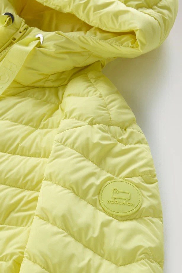 giubbino con trapuntatura e cappuccio CFWWOU0973FRUT2635 2173 WOOLRICH 