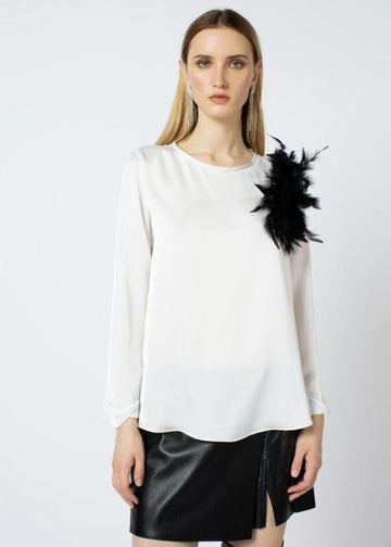 T-shirt con applicazione spilla piuma H.M2837.4038 BIANCO HANITA 