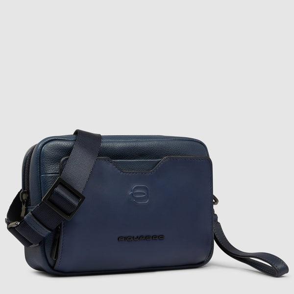 pochette a due scomaprti AC6913S142 BLU PIQUADRO 