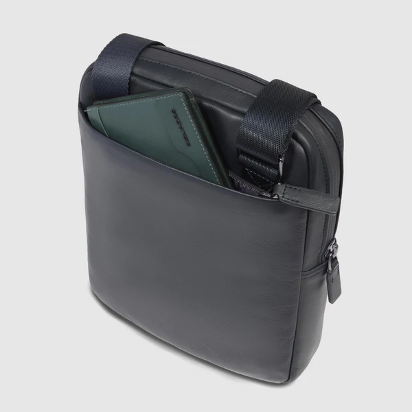 borsello linea urban CA1816UB00 BLU PIQUADRO 