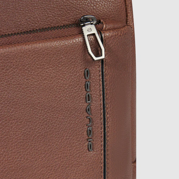 Borsello con scompartimento interno CA3084S134 M PIQUADRO 