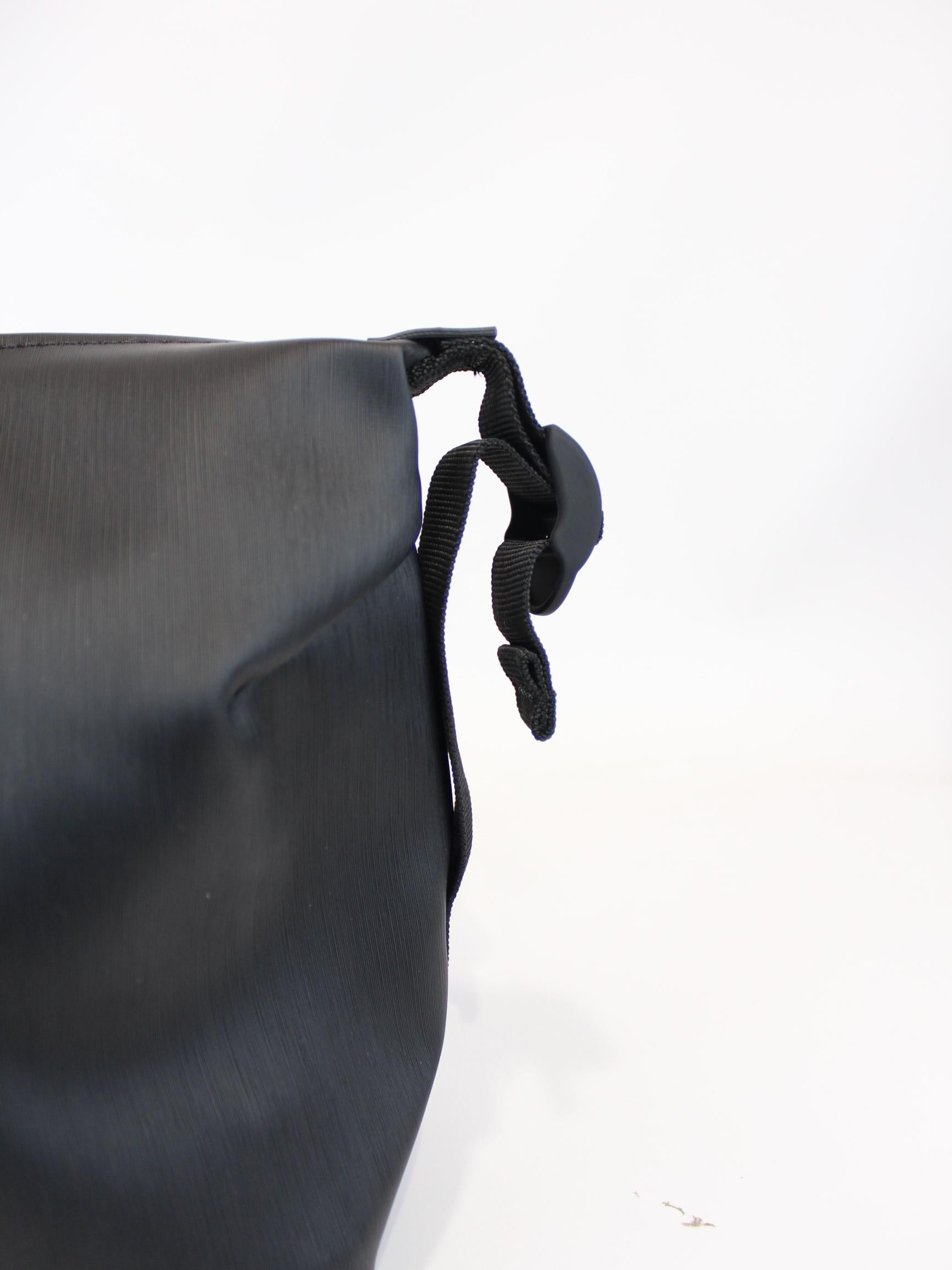 pochette hilo wash bag 15630 BLACK GRAIN RAINS 