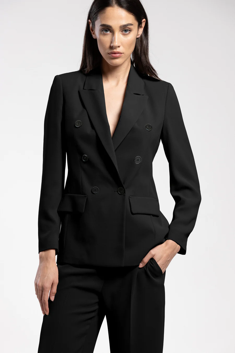 blazer doppiopetto in crepe satin IMAS07 D8 10 CARLAG 