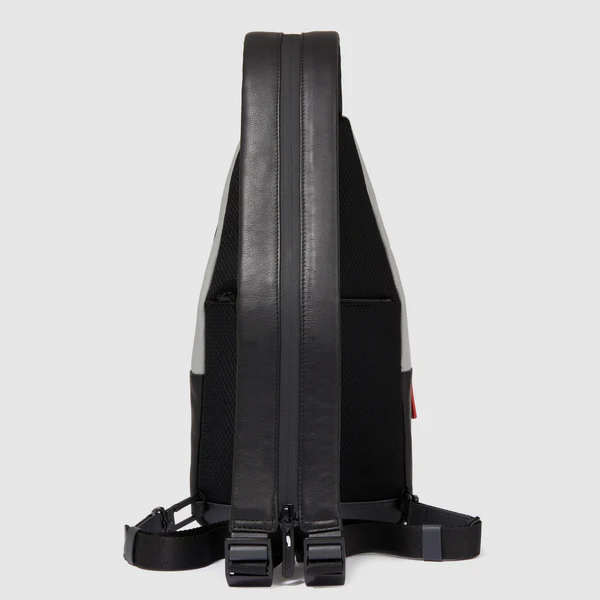 zaino monospalla linea urban CA6540UB00 GRN PIQUADRO 