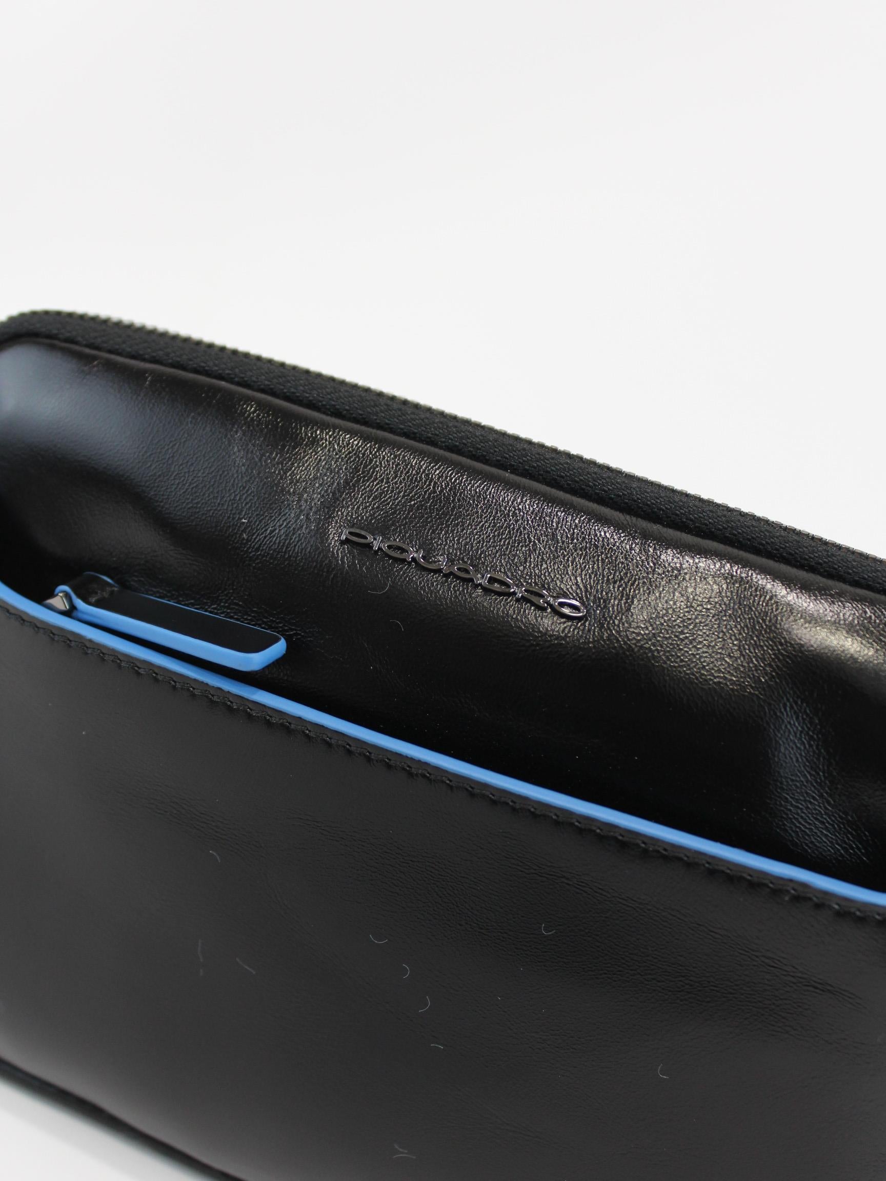 pochette linea b2 AC5946B2R N PIQUADRO 