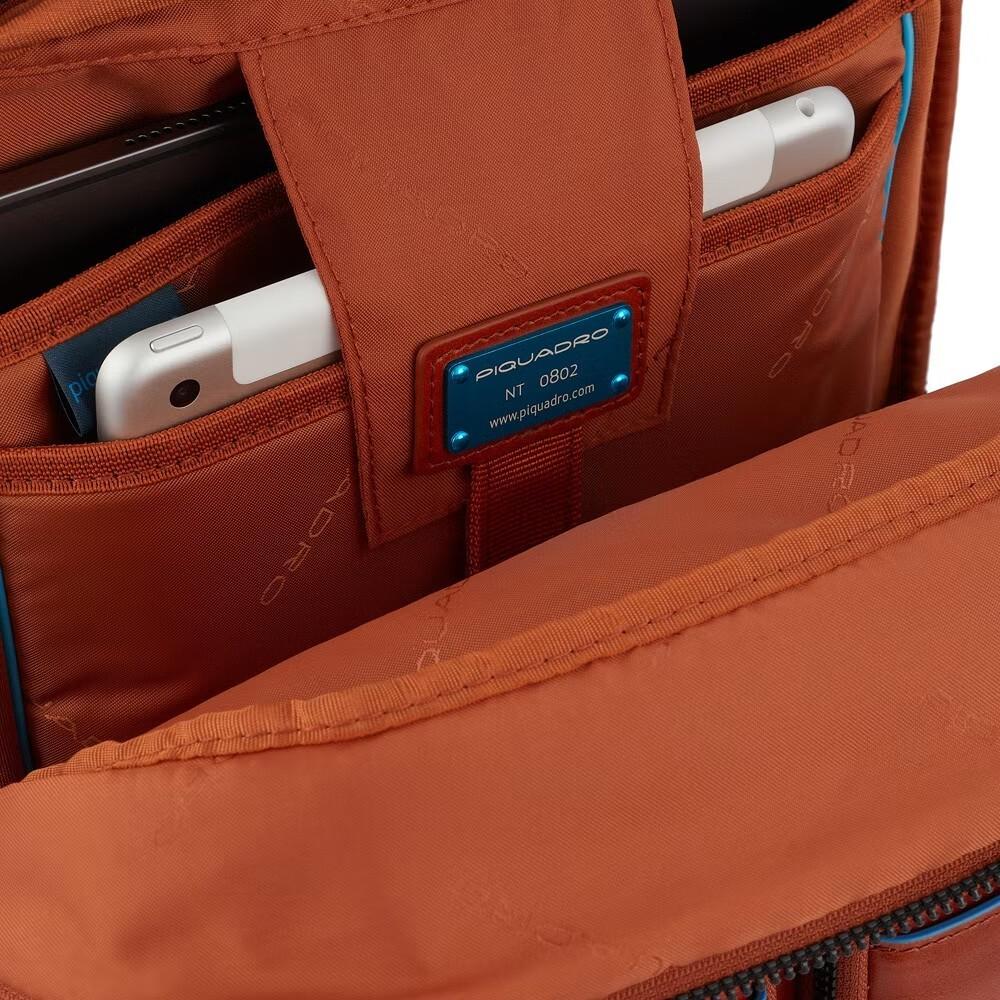 zaino con protezione in pelle CA5574B2V CU PIQUADRO 