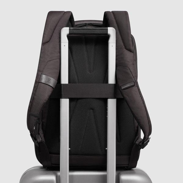 zaino da viaggio in tessuto riciclato CA6823W138 TM PIQUADRO 