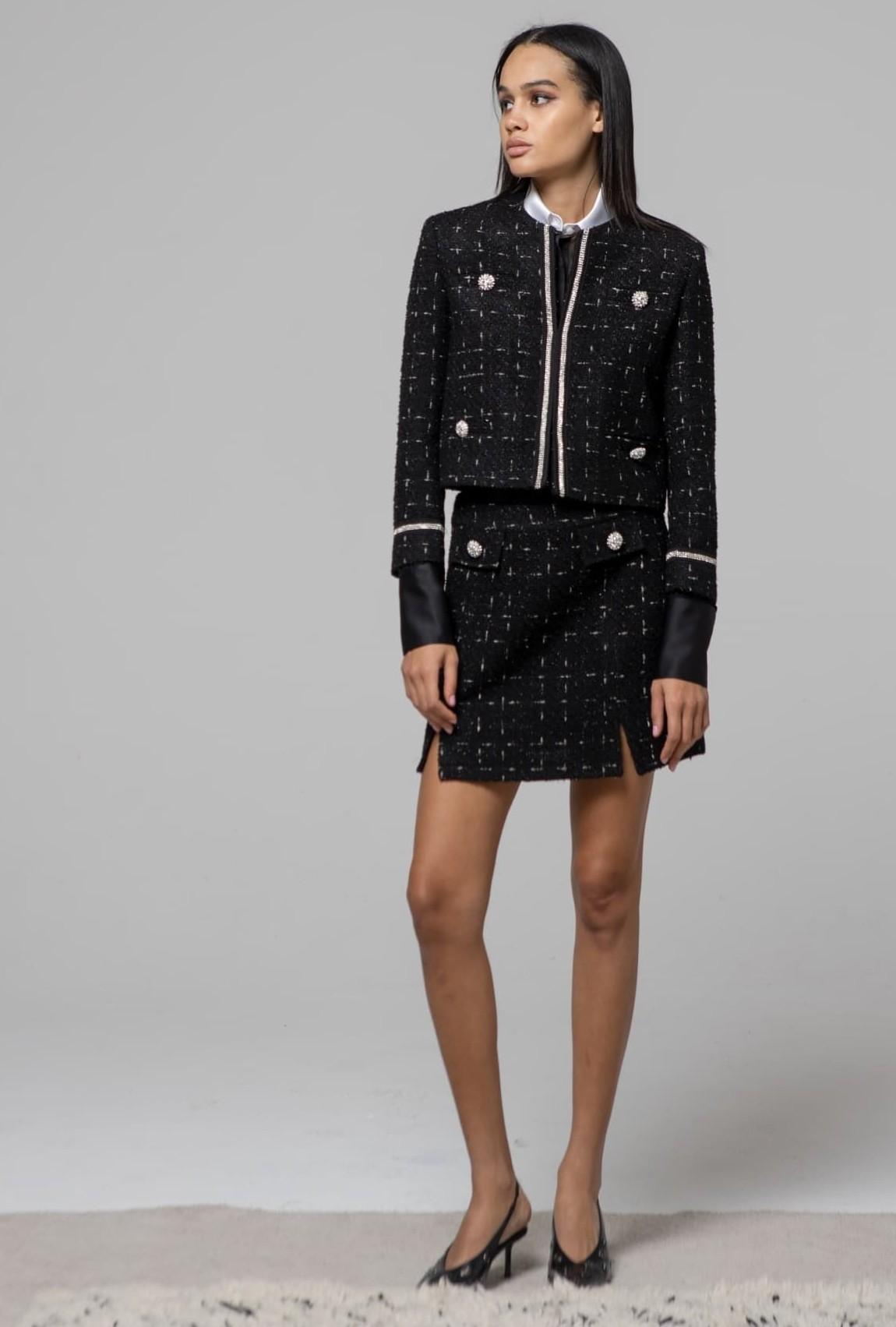 giacca in chanel con bottoni H.J1221.4448 NERO HANITA 