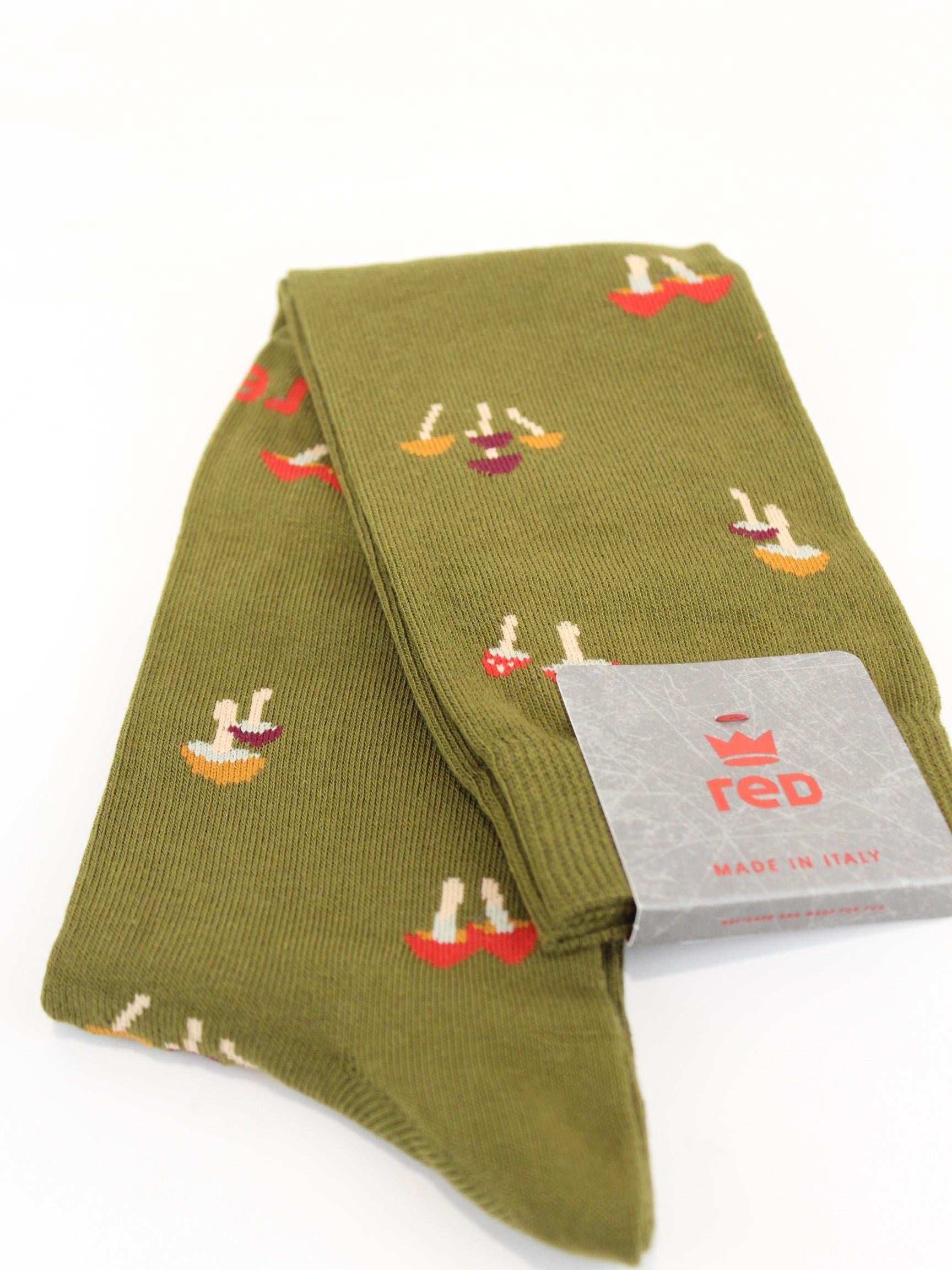 calze uomo con ricamo funghi 64272G V1166 RED 