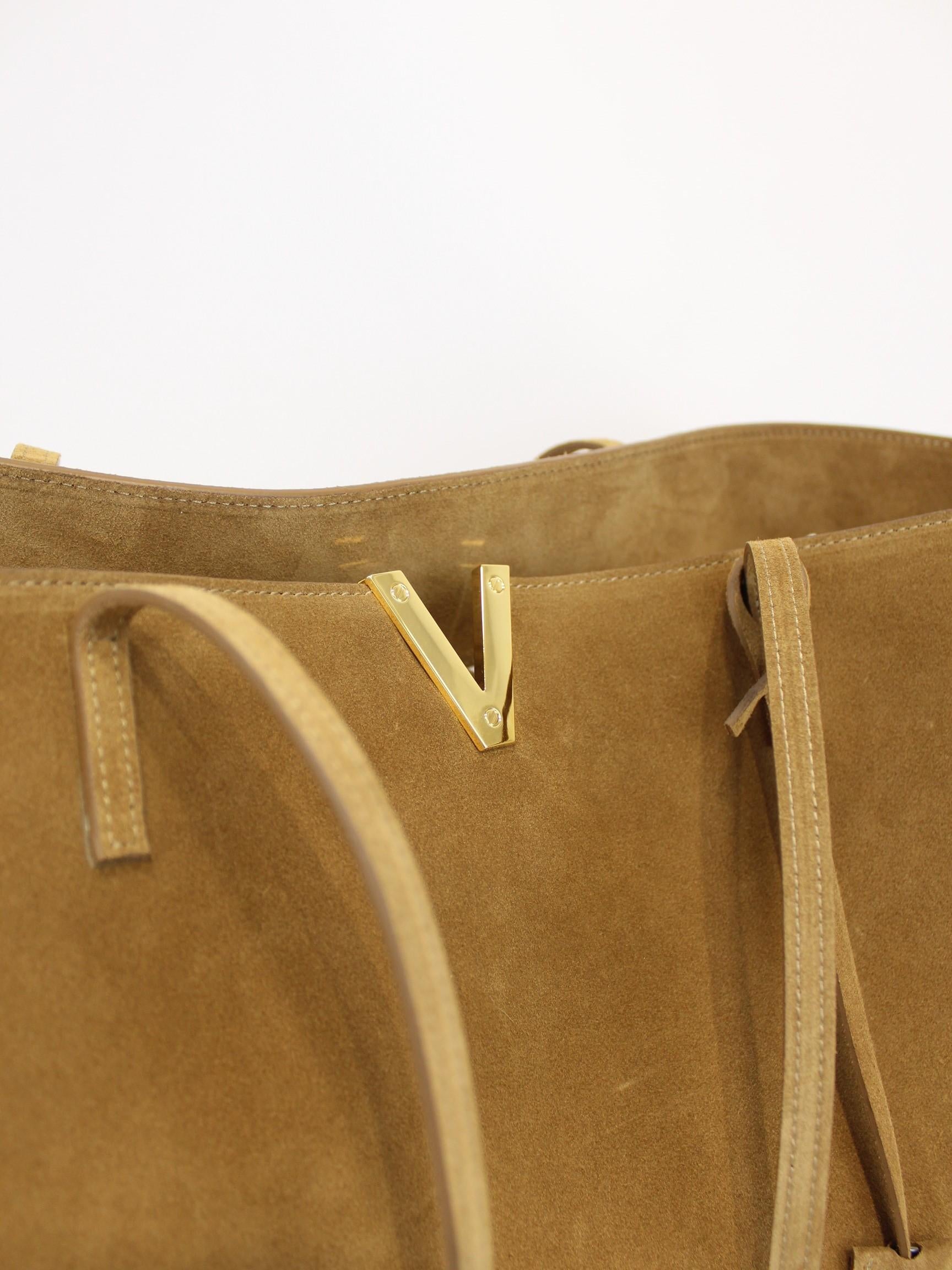 Borsa shopper con V iconica VR1200 MARTORA VIA ROMA 15 