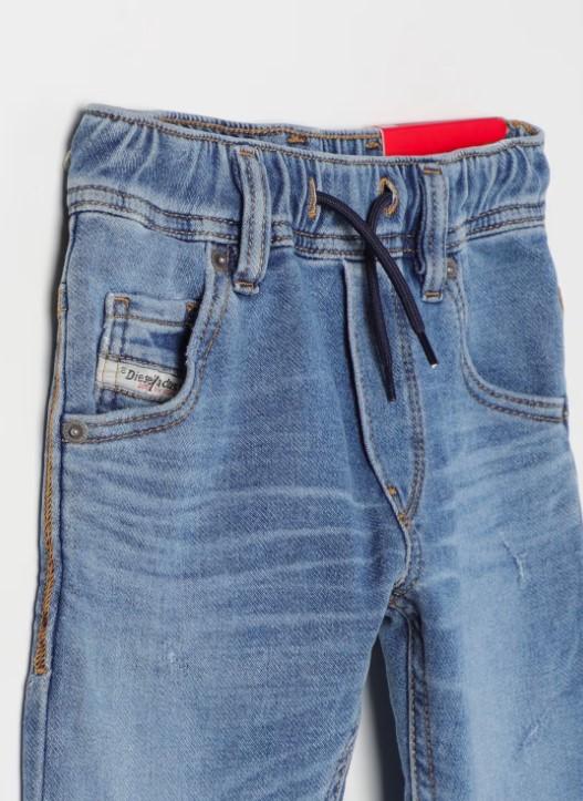 jeans in denim lavato 00J3AJ KXBKR K01 DIESEL 