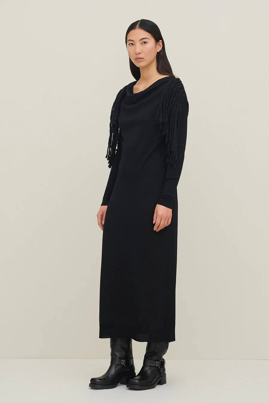 abito in lana merinos con frange ABAS50 10 CARLAG 