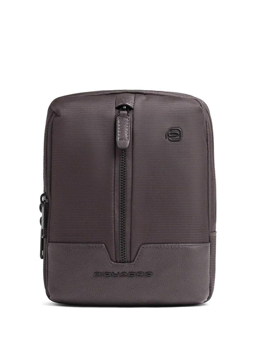 borsello in tessuto e pelle CA3084W138 TM PIQUADRO 