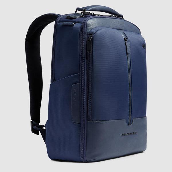 zaino da viaggio in tessuto riciclato CA6849W138 BLU PIQUADRO 
