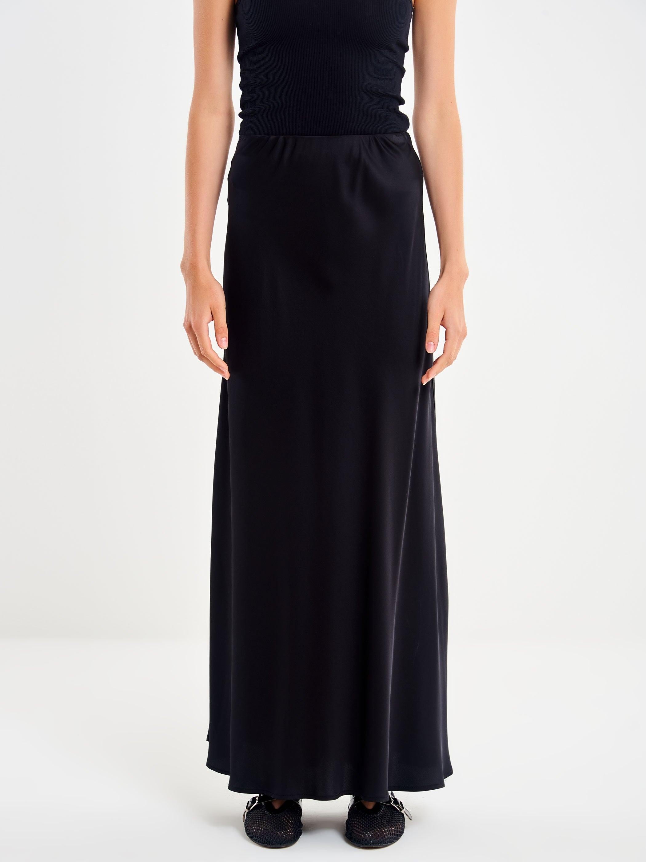 gonna lunga effetto satin TF0570 NERO VICOLO 