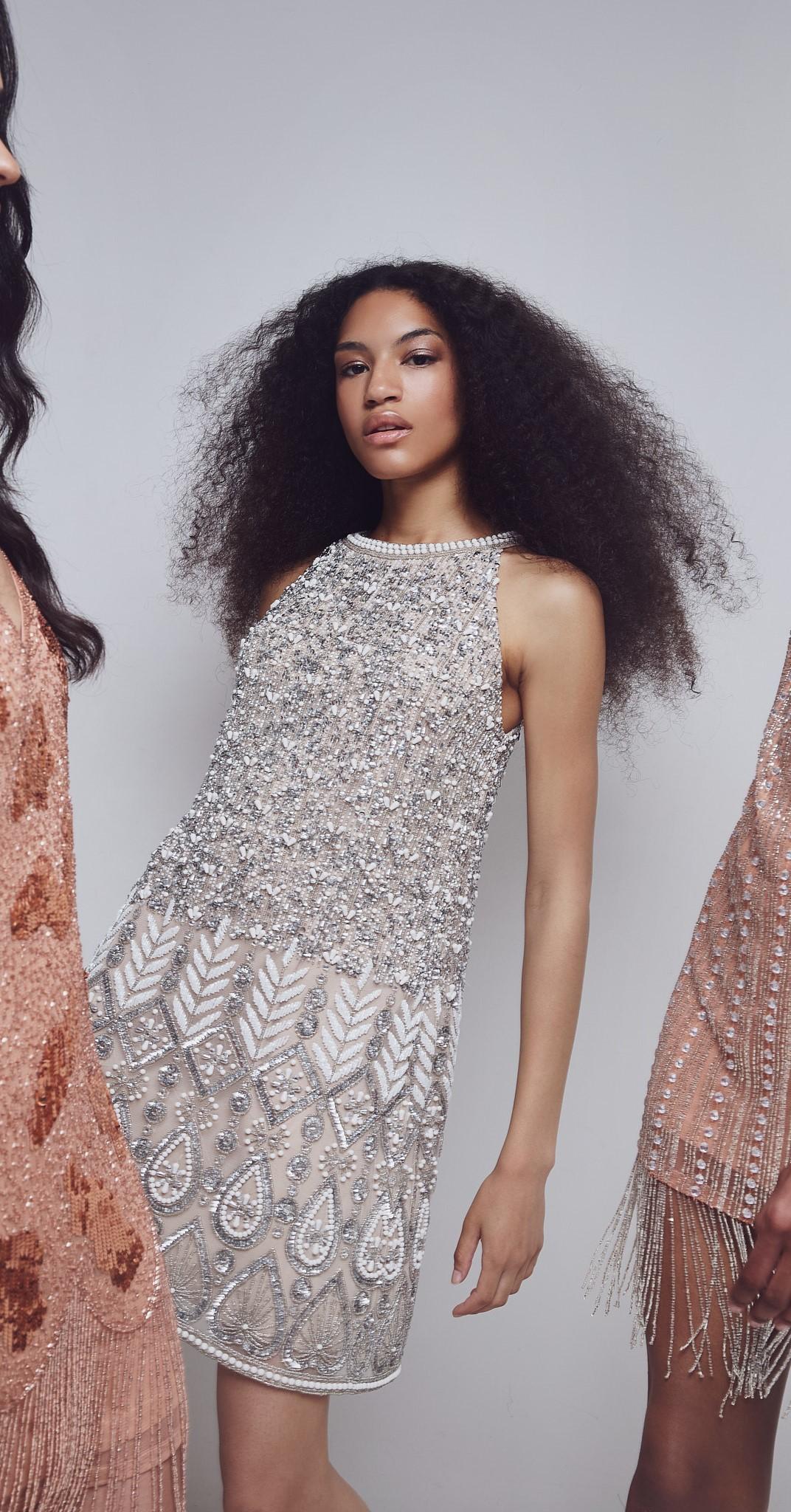 abito corto con applicazioni A4692 SMOKE WHITE ALLURE 