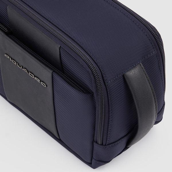 pochette in tessuto riciclato BY6149BR2 BLU PIQUADRO 