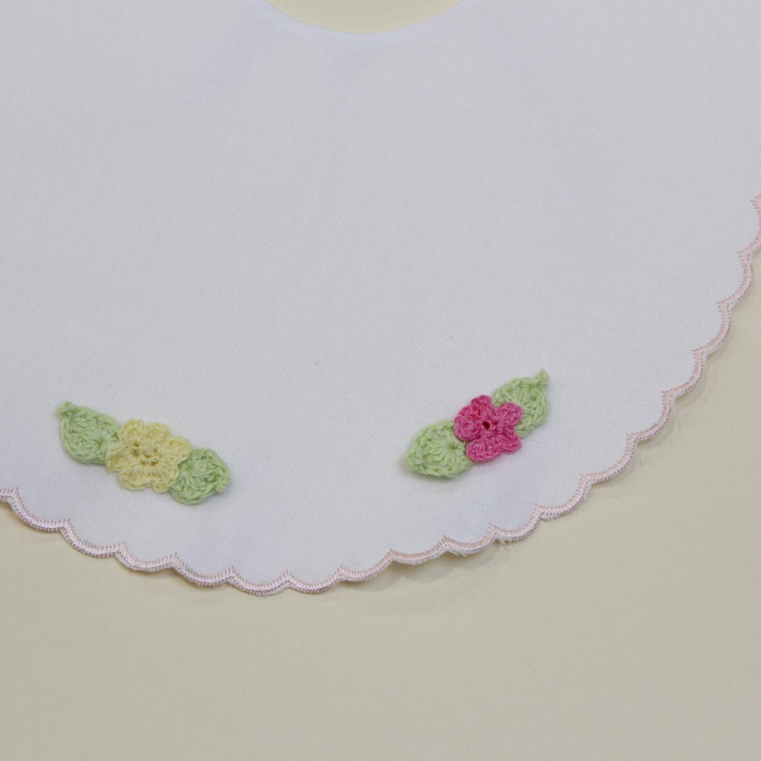 BAVETTA NEONATO CON RICAMI in cotone ZARA BAVETTA UNI PICCOLA GIUGGIOLA 