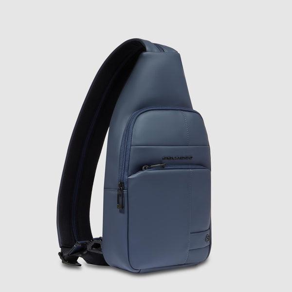 zaino monospalla resistente allacqua CA6540W129W BLU PIQUADRO 