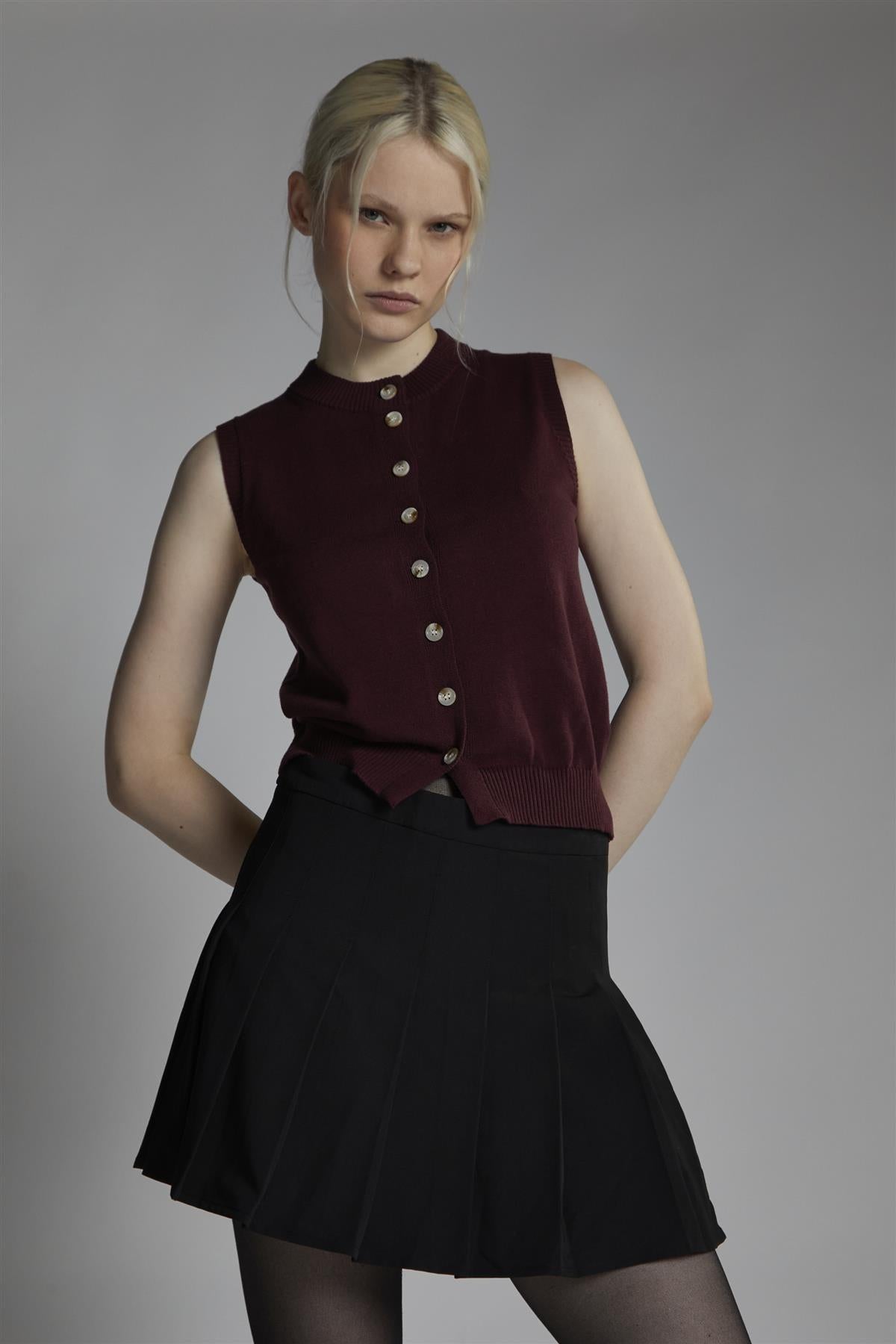 top con applicazione bottoni CA0793 BURGUNDY GLAMOROUS 