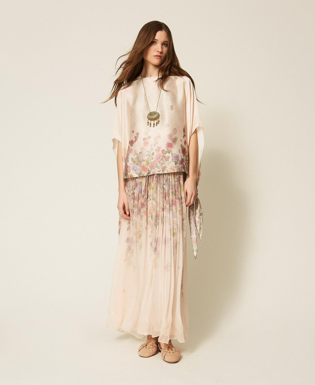 poncho con stampa fiocchi 261TO5110 13588 TWINSET 