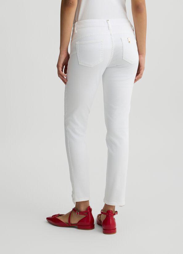 pantalone con ricami fondo WA5457T4033 M9603 liU JO 