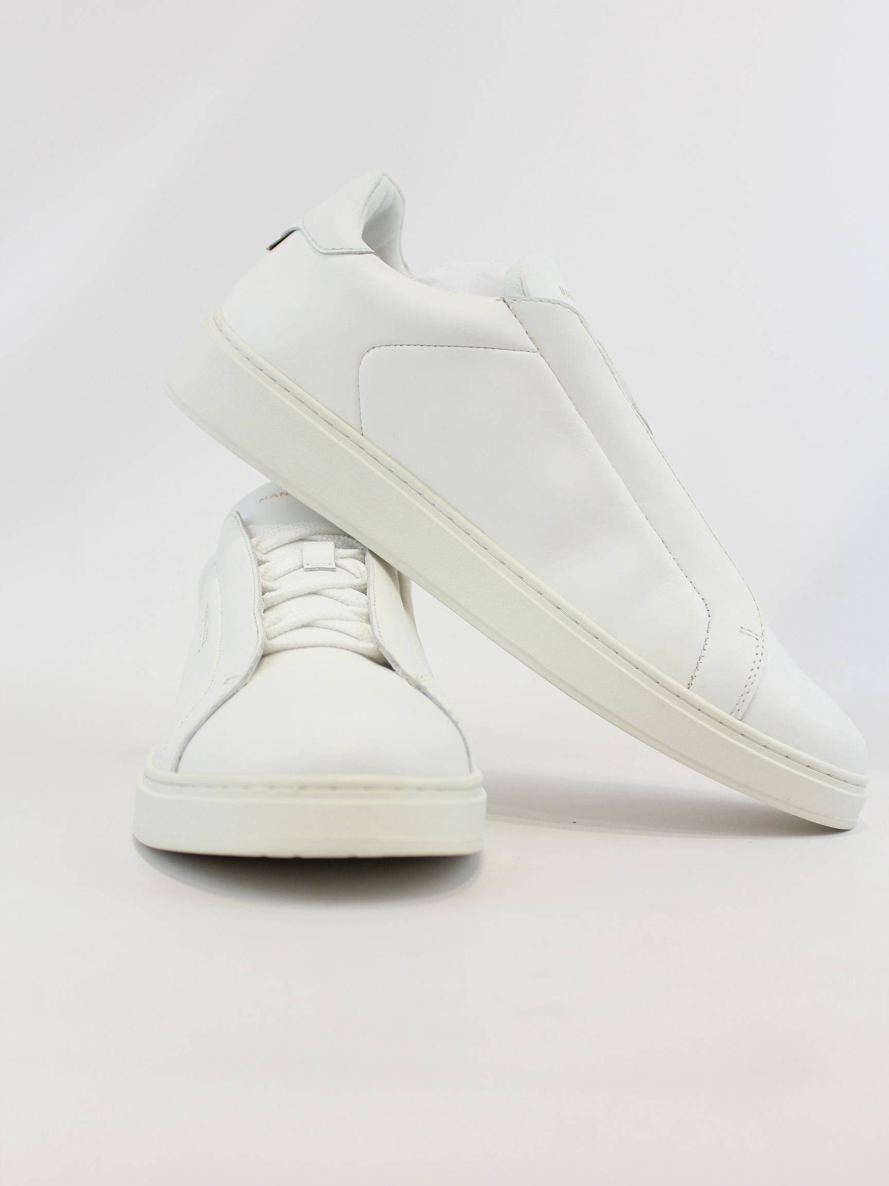 Sneakers con logo oro 3932Q511 253821 02 MANUEL RITZ 