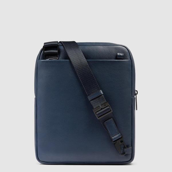 borsello porta ipad CA1816W137 BLU PIQUADRO 
