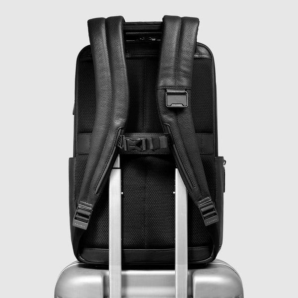 zaino con impronta digitale CA7106MOS N PIQUADRO 