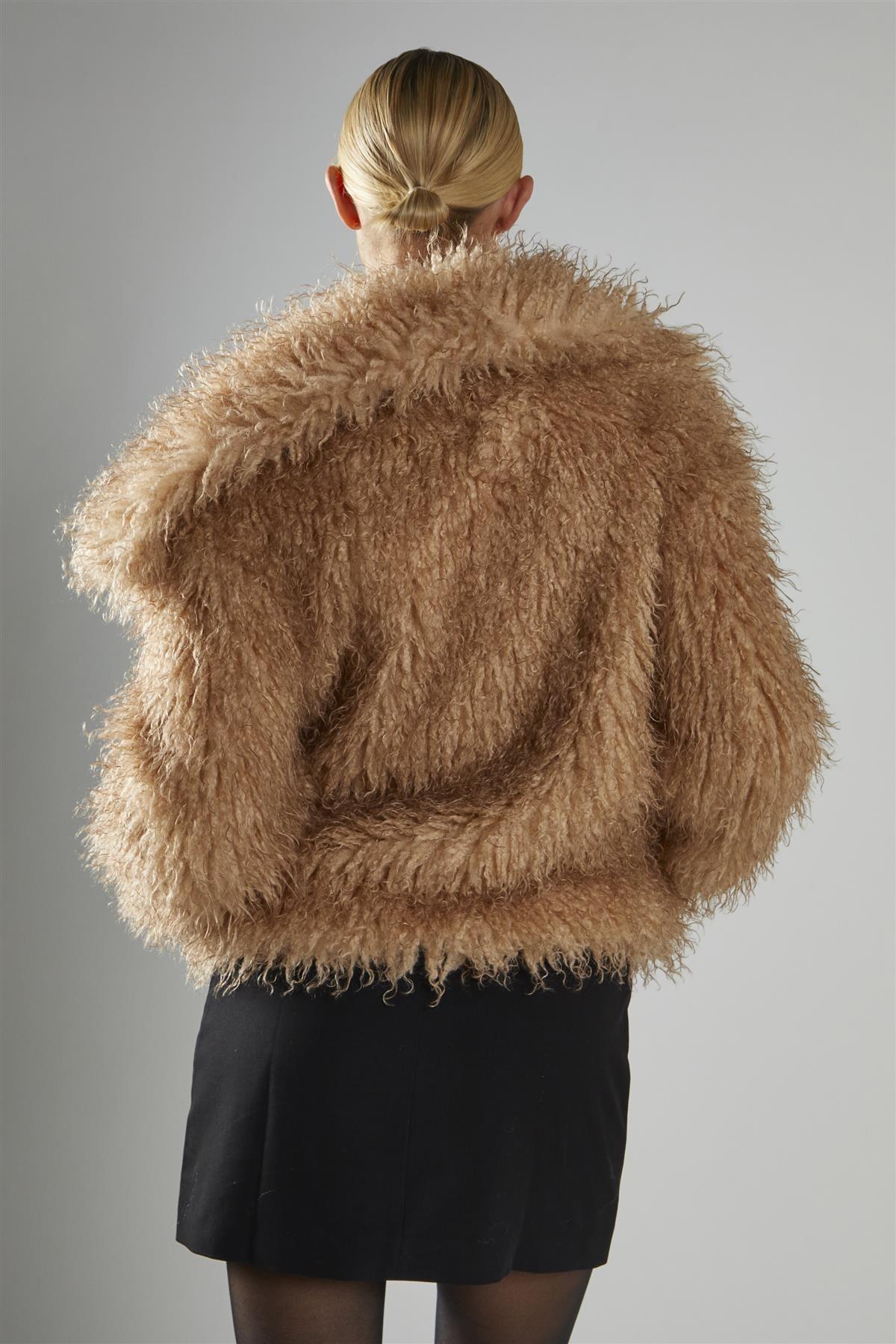 cappotto in pelliccia sintetica AN5324 CARAM GLAMOROUS 