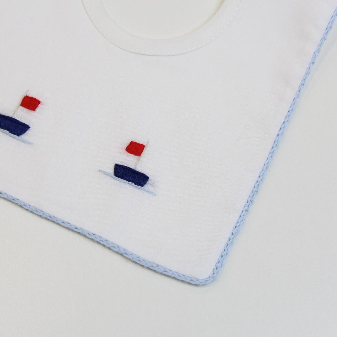 BAVETTA NEONATO CON RICAMI in cotone BILLY BAVETTA UNI PICCOLA GIUGGIOLA 