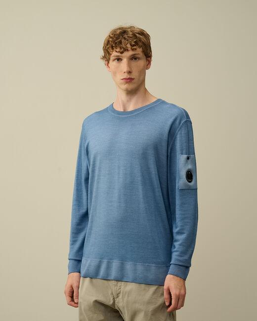 maglia in lana merino con logo 17CMKN091A 003247F 851 CP COMPANY 